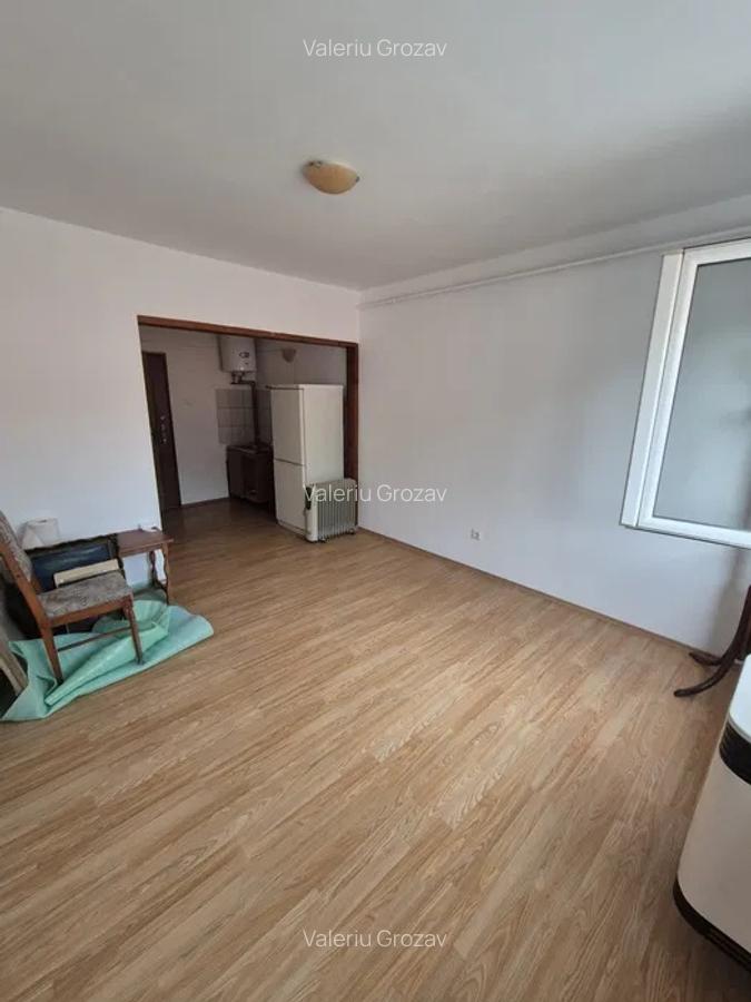 Garsoniera semidecomandat, 22 MP, zona Central - 1