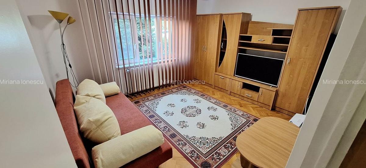 Apartament renovat cu 3 camere - zona Andrei Saguna - 7