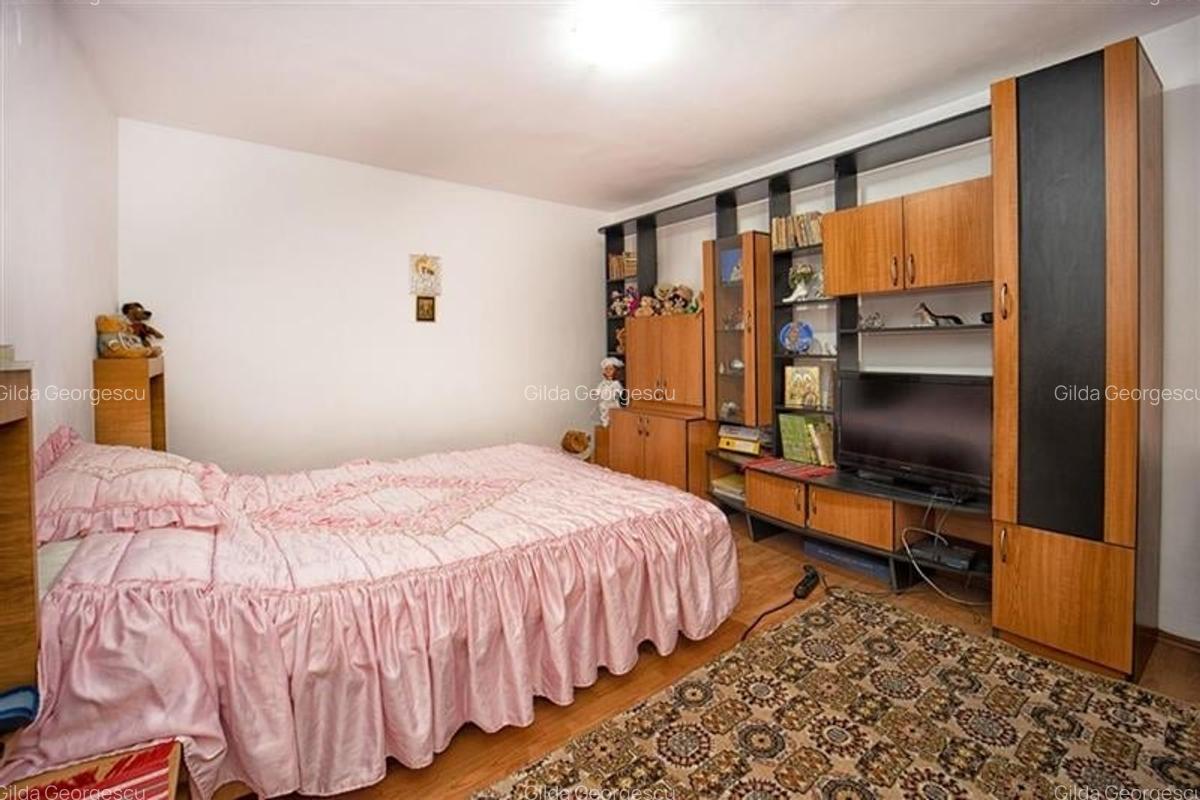 Pe incantare florala, casa cu 5 camere, curte individuala - Central, Brasov - 6