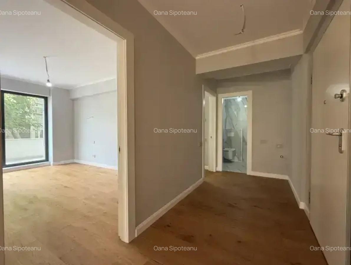 Unirii I Apartament 4 camere I 2 TeraseI 2 Locuri ParcareI Bloc nou I comision 0 - 8