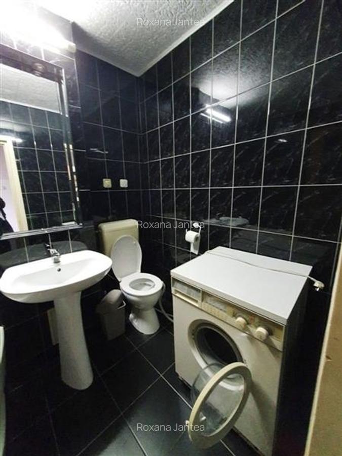 Garsonieră decomandată, mobilată în Răcădău - 3