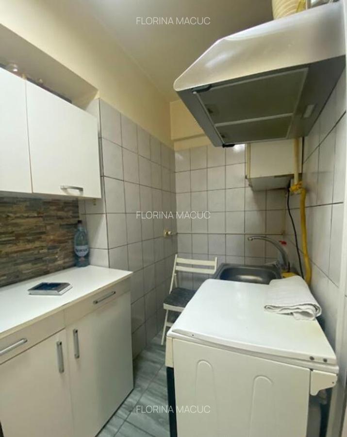 Garsoniera in casa , zona centrala, parter, 49900 euro - 3