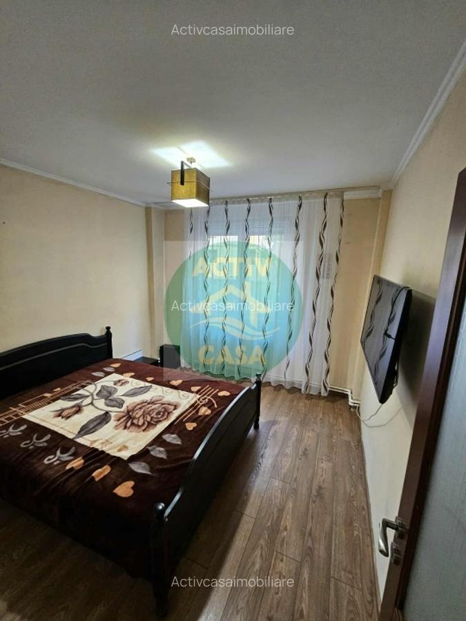 Apartament 3 camere, zona centrala - 3