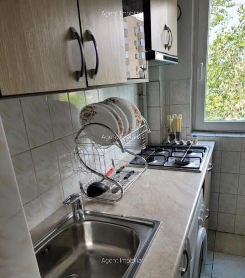 Dristor etaj 4 semidecomandat - 5