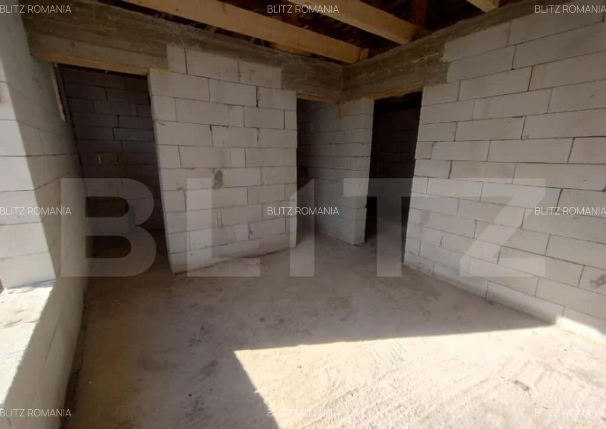 Casa cu 4 camere, 153 mp utili, teren 1000 mp extravilan, ut - 16