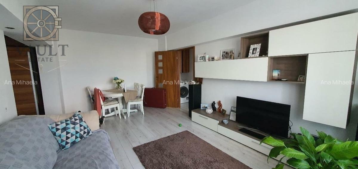 Apartament 3 camere semidecomandat - Calea Vitan - 4