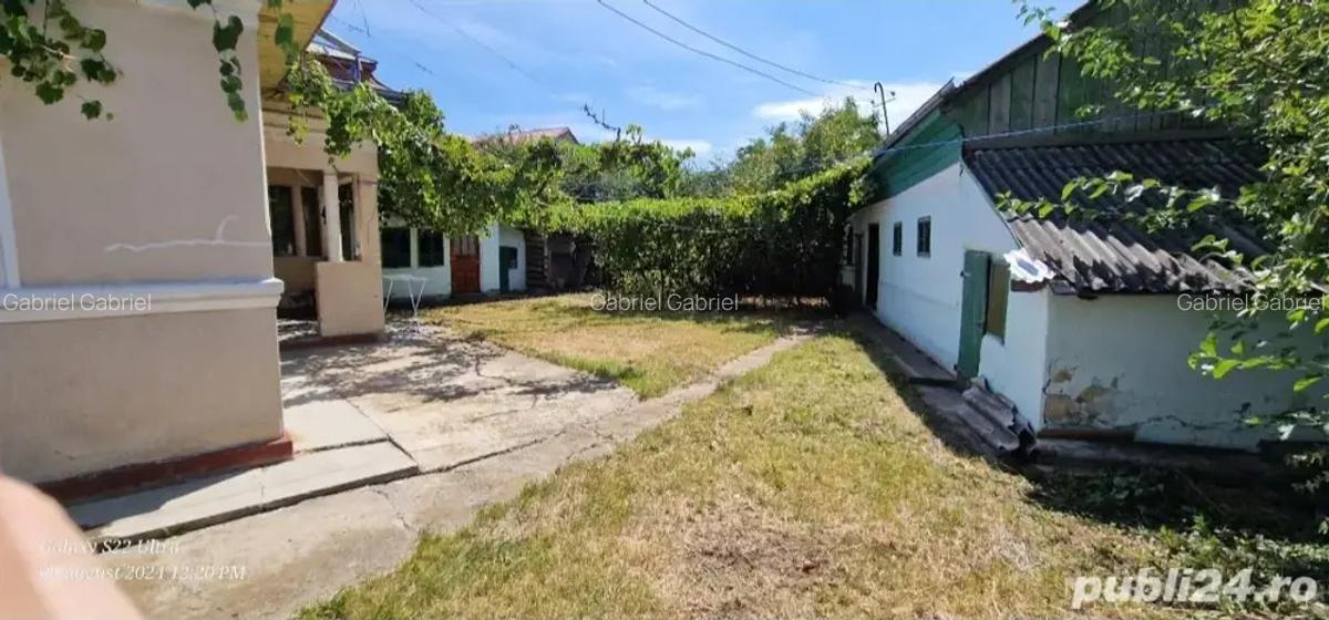 Vand Casa din caramida +teren in Rachiteni la jumatate de ora Roman - 2