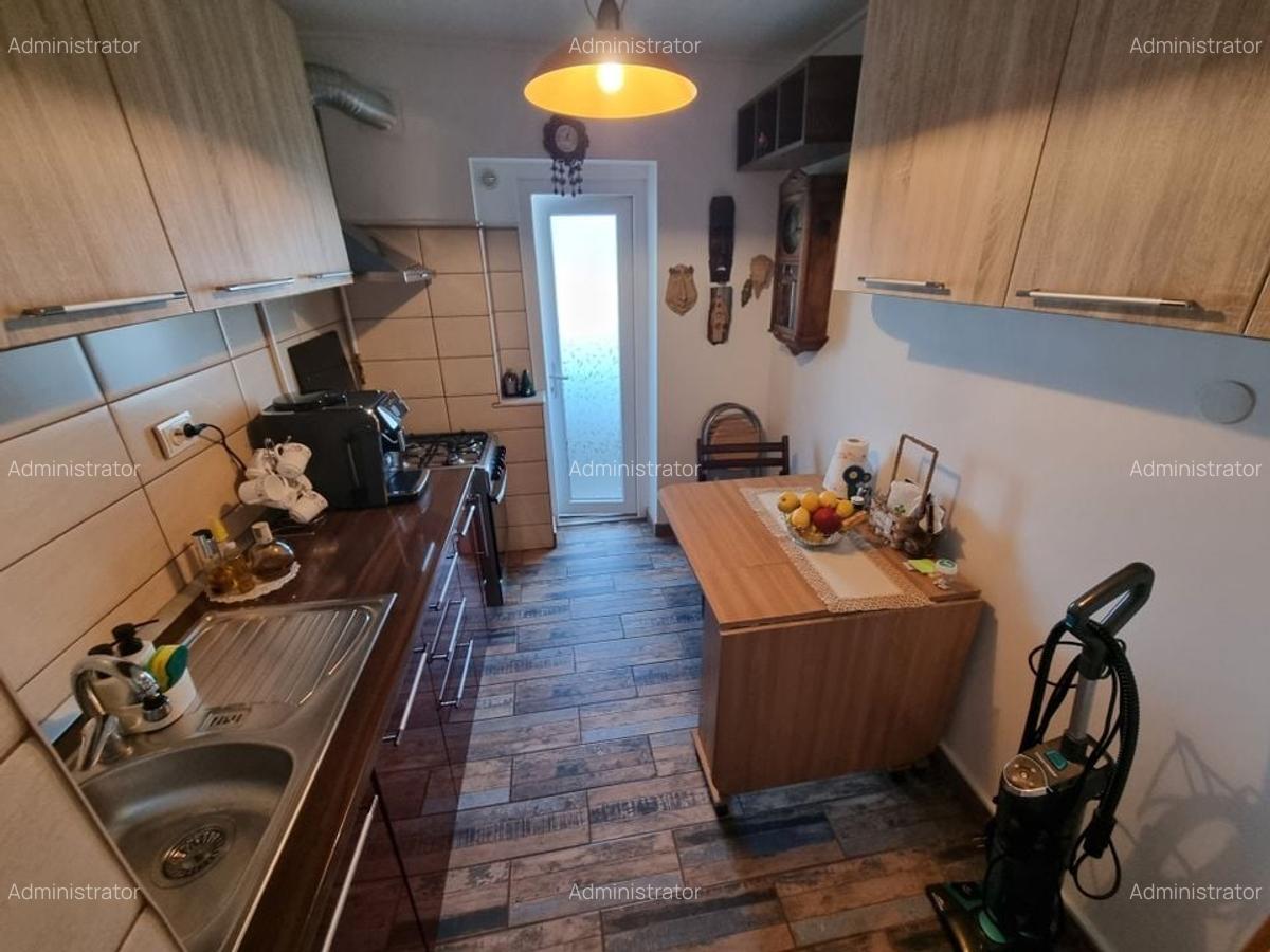 Apartament decomandat zona Km 4-5 - 5