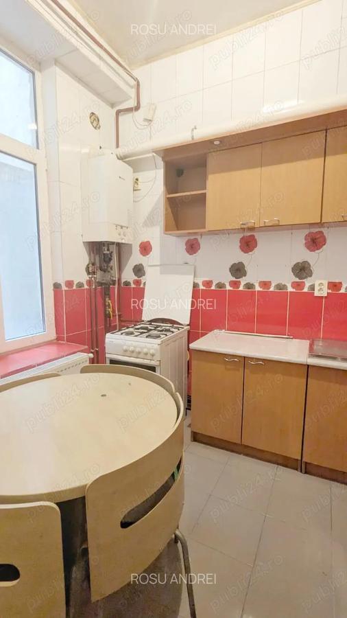 Metrou Universitate Izvor, 3 camere 70 mp in bloc Centrala Proprie, AC - 2