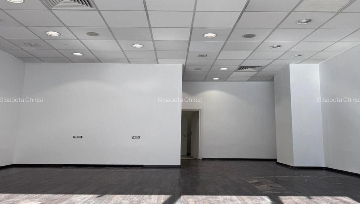 Zona 1 Mai - Turda 59 mp vitrina 4 m vizibilitate excelenta - 2