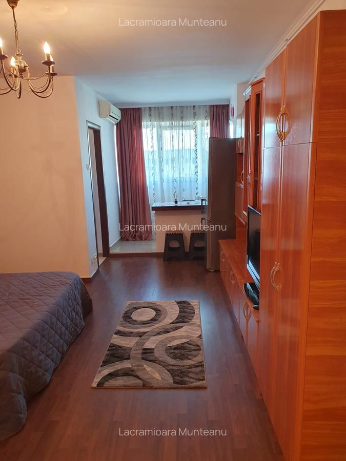 Iancului , Pantelimon , Piata Delfinului - 2