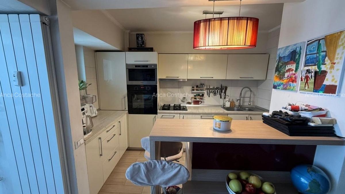 Apartament cu 3 camere decomandat în Calea Victoriei - 9