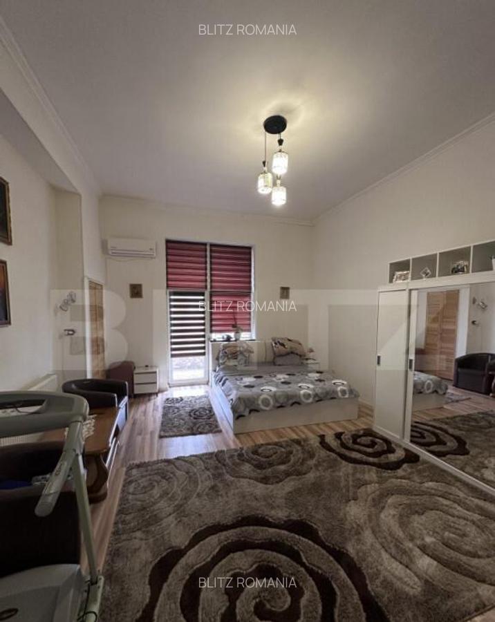 Apartament central de 3 camere ,terasa+curte privata,94 mp - 8
