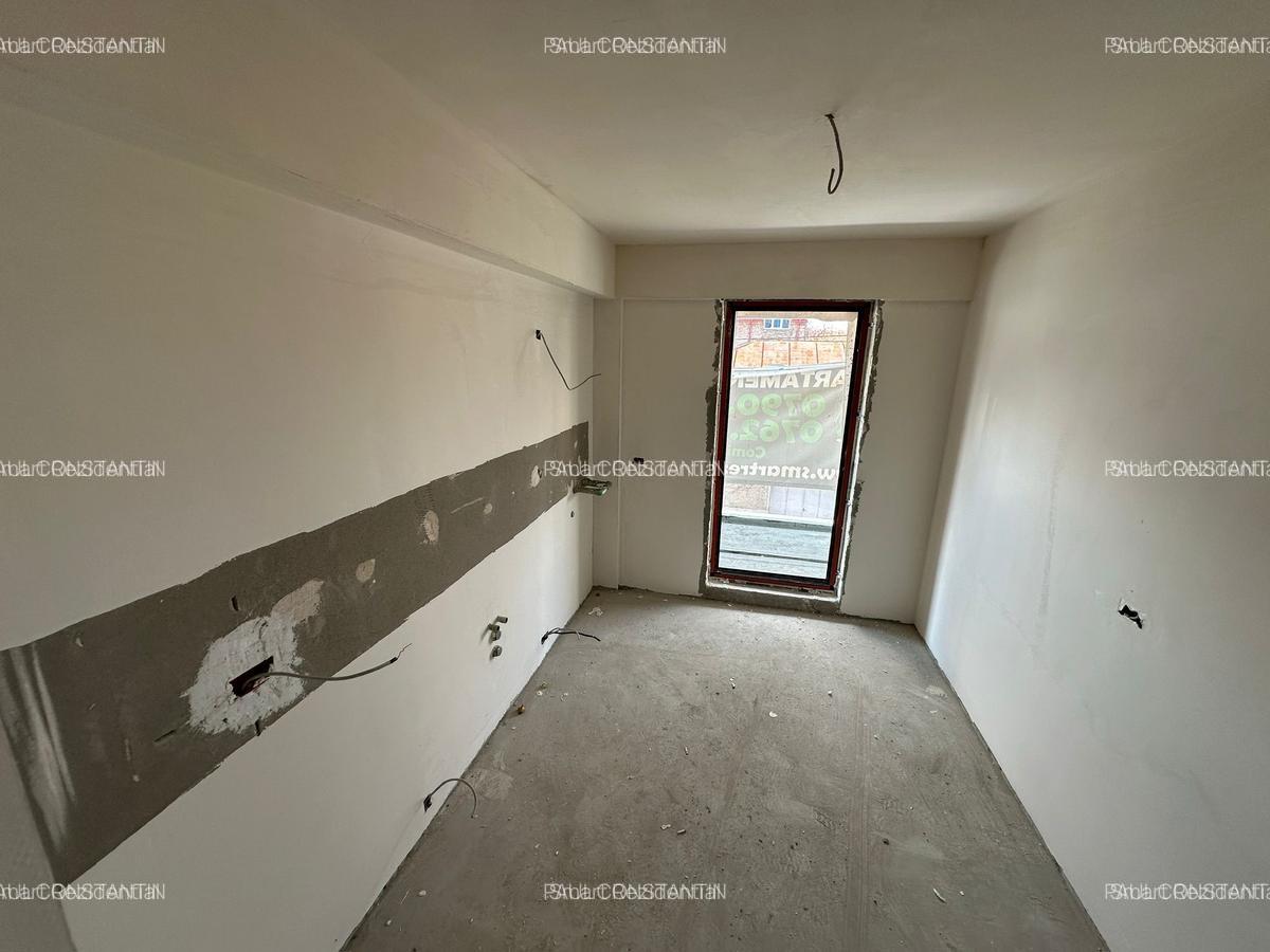 Apartament cu 2 camere decomandat în Decebal - 5