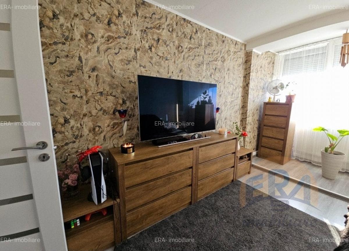 Apartament cu 3 camere semidecomandat, mobilat în Rogerius - 18