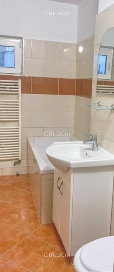 NEMOBILAT - apartament 3 camere - 2 balcoane - 2 grupuri sanitare - Pârâului - 4