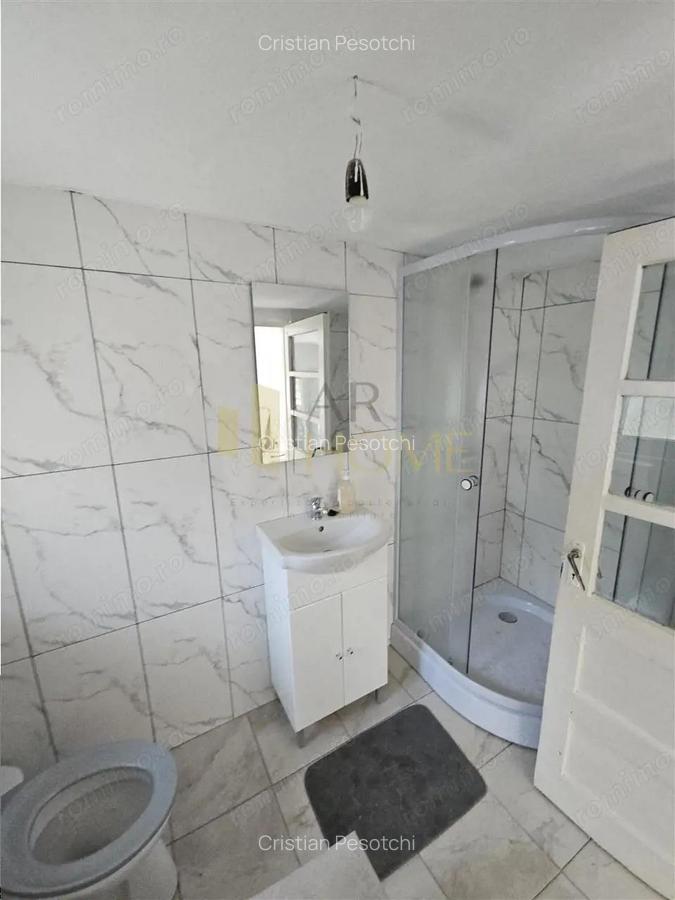 Casa 2 camere, in Lipanesti, zona primariei - 9