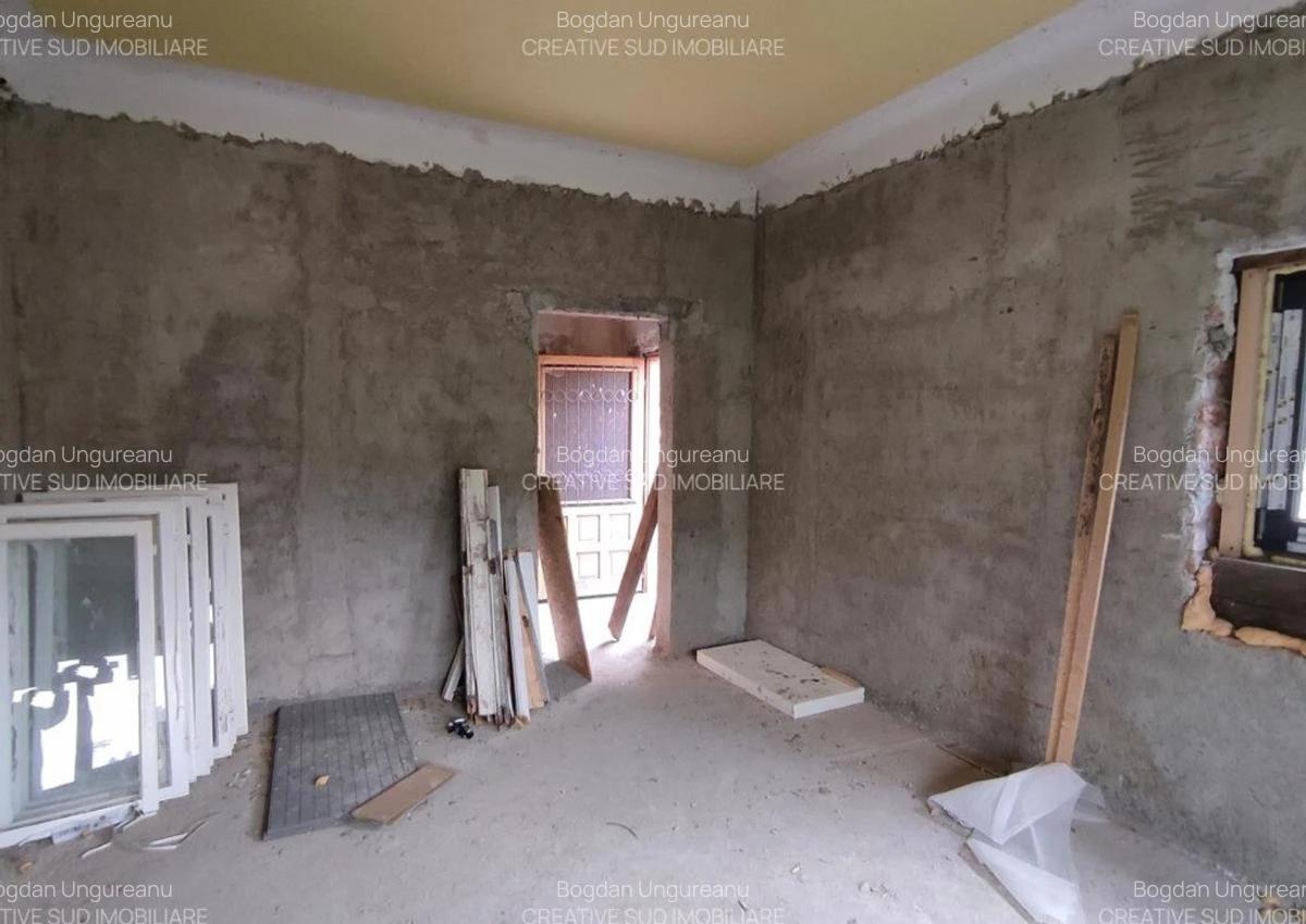 Sinaia / Peles - Vila D+P+M - 10 Camere - 260 mp utili - 700 mp teren - 6