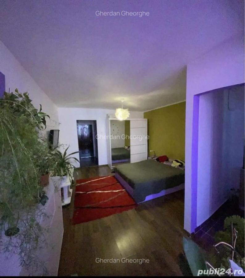 Inchiriez garsoniera - 2