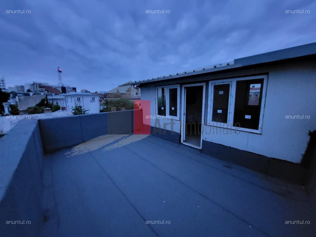 Piata Rosetti, casa Yeni, constructie 2002, finisata complet - 10