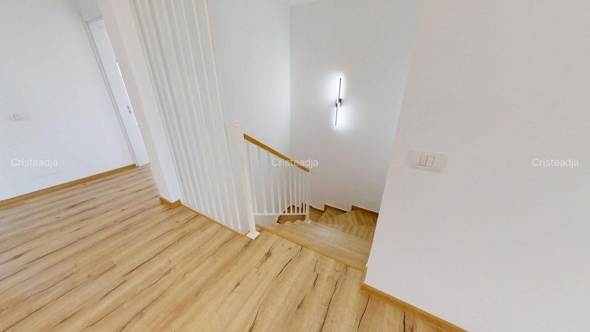 Casa Duplex cu 3 dorm.+ Dressing + Panouri Solare! Cu 2 intrari! - 15