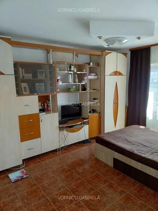 Garsonieră decomandată, mobilată în Gară - 2