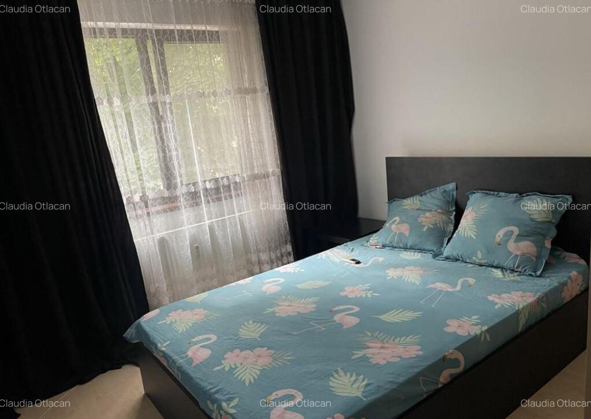 Apartament 3 camere - str. Garnitei - 3