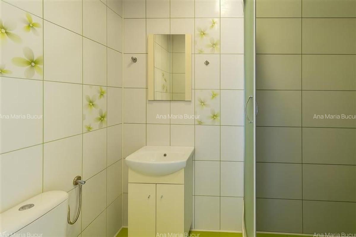 Garsoniera, luminoasa, mobilata si echipata, Centrul Istoric, Brasov - 4