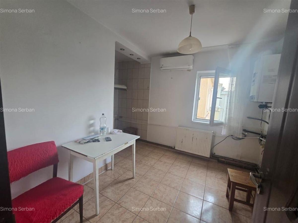 Apartament cu trei camere si beci zona Octavian Paler - 4