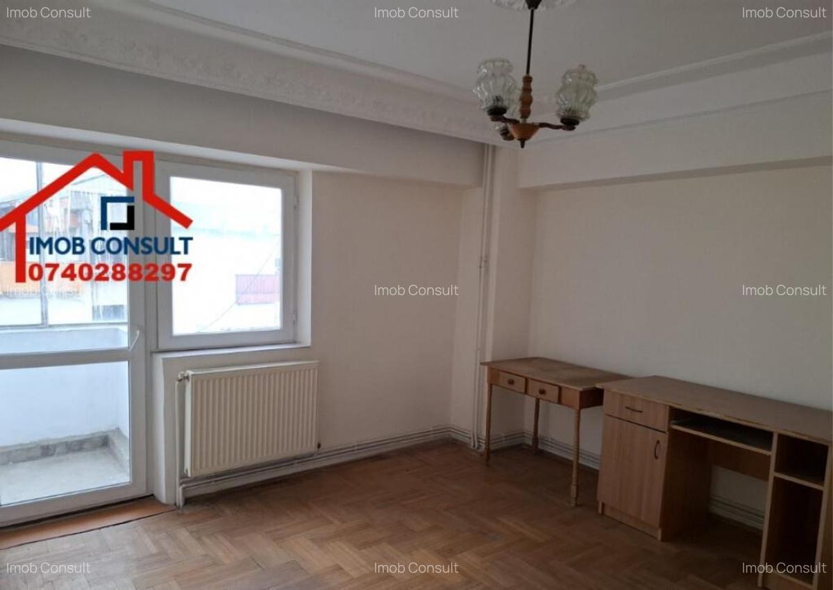 PARCUL CATEDRALEI , doua decomandate,lift NOU, cod CE 1038 - 5