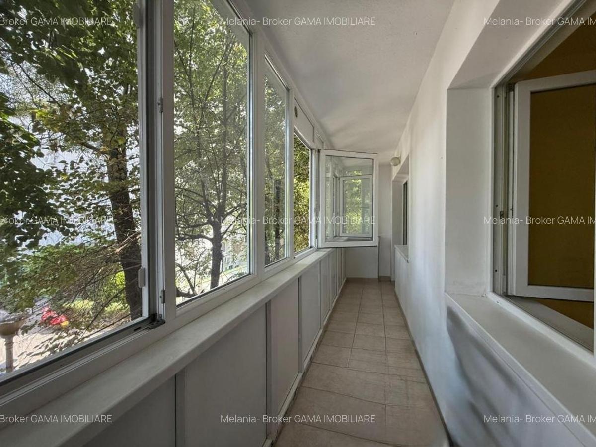 Apartament cu 4 camere semidecomandat în Pantelimon - 12