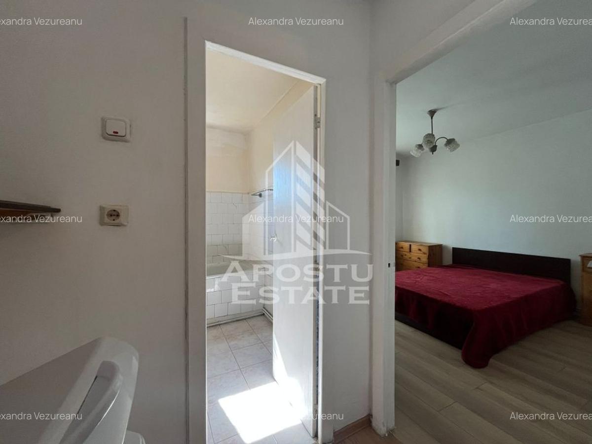 Apartament cu 3 camere, 2 bai, 2 balcoane, garaj sub bloc , Girocului - 6