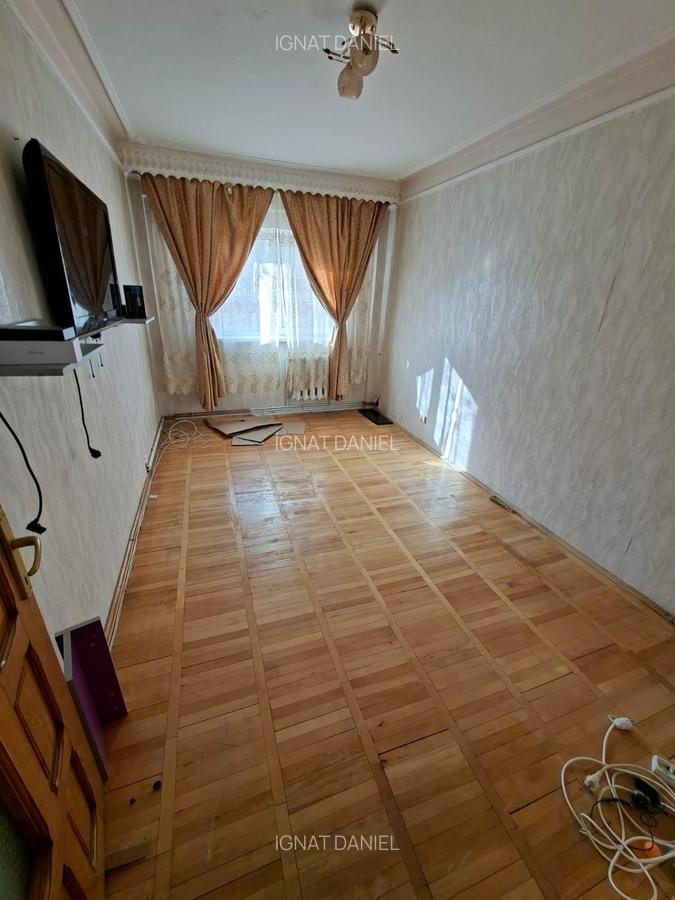 Apartament cu 2 camere decomandat, etajul 2/10, zona Alexandru cel Bun - 3