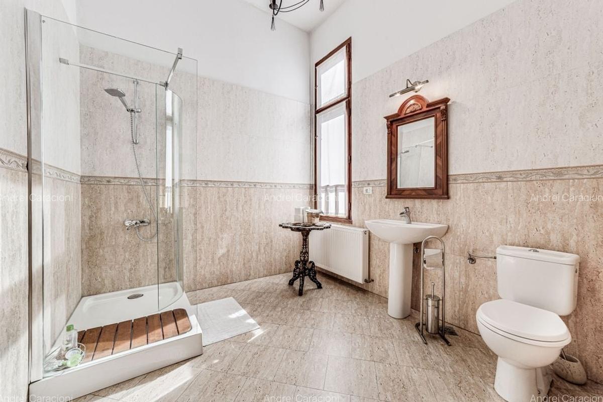 Bijuterie arhitecturală cu istorie. Confort modern, Ultracentral. - 8