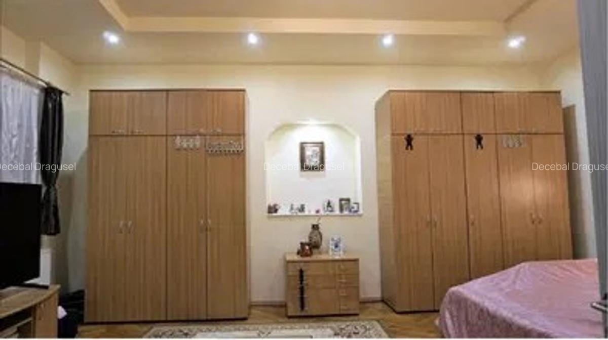Apartament cu 3 camere în Brașovul Vechi - 3