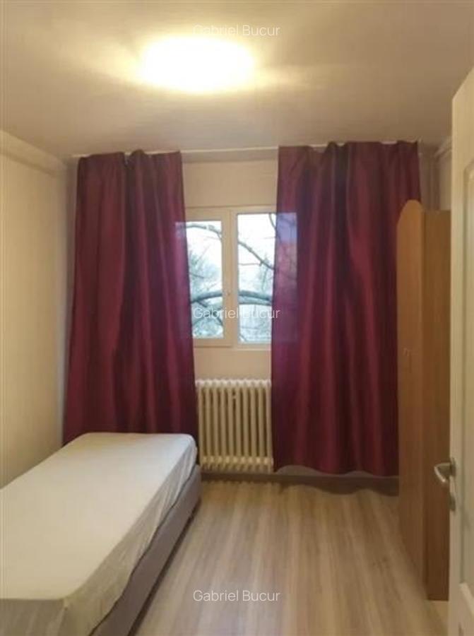 Vanzare Apartament 3 Camere Semidecomandat Luica-Al.Stupilor - 4