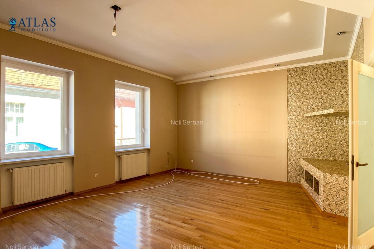 Casa 4 camere, ultracentral, 400 mp curte si grădină, 160 mp utili, P+E - 15