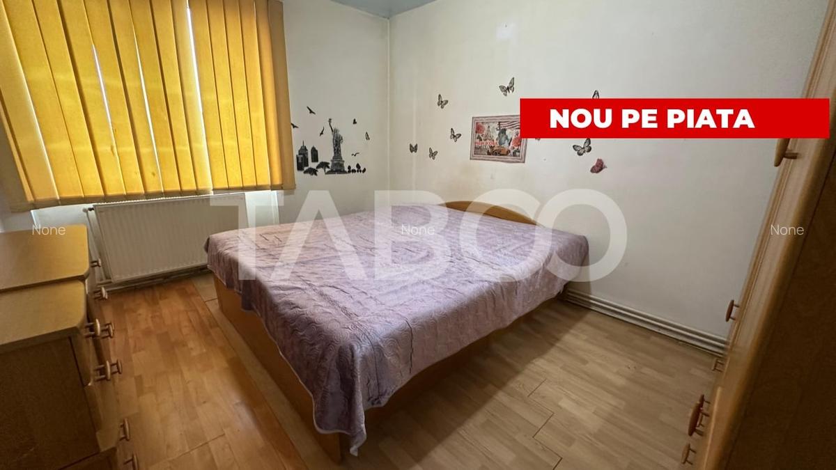 Apartament 3 camere 72 mpu 2 balcoane etaj intermediar Terezian Sibiu - 1