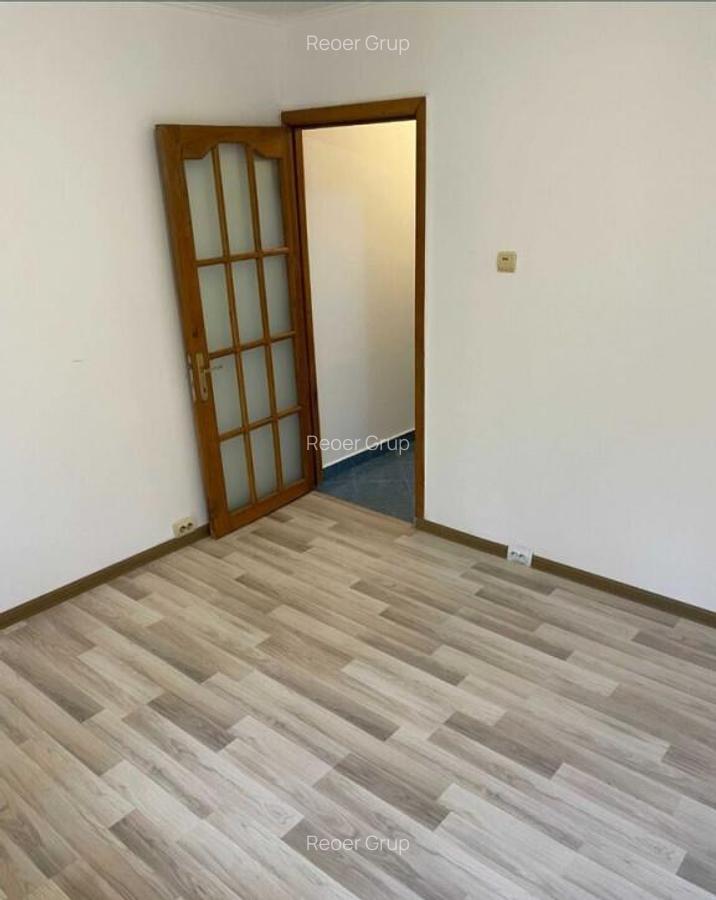 MIHAI BRAVU-2cam, cf1,dec, p/4,complet renovat - 63900 euro - 1