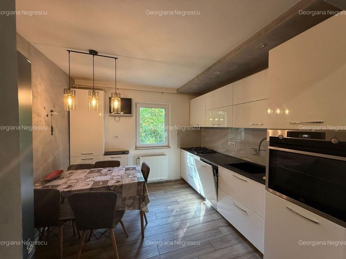 Girocului-Spitalul Judetean | 4 Camere | Etaj 2 | Centrala proprie | 2 Balcoane - 3