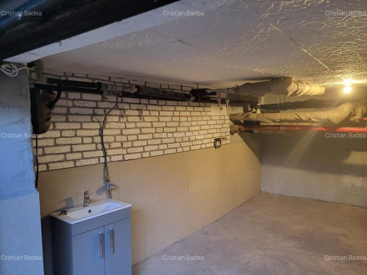 Garaj de 17 mp- zona Piata Chibrit - 5