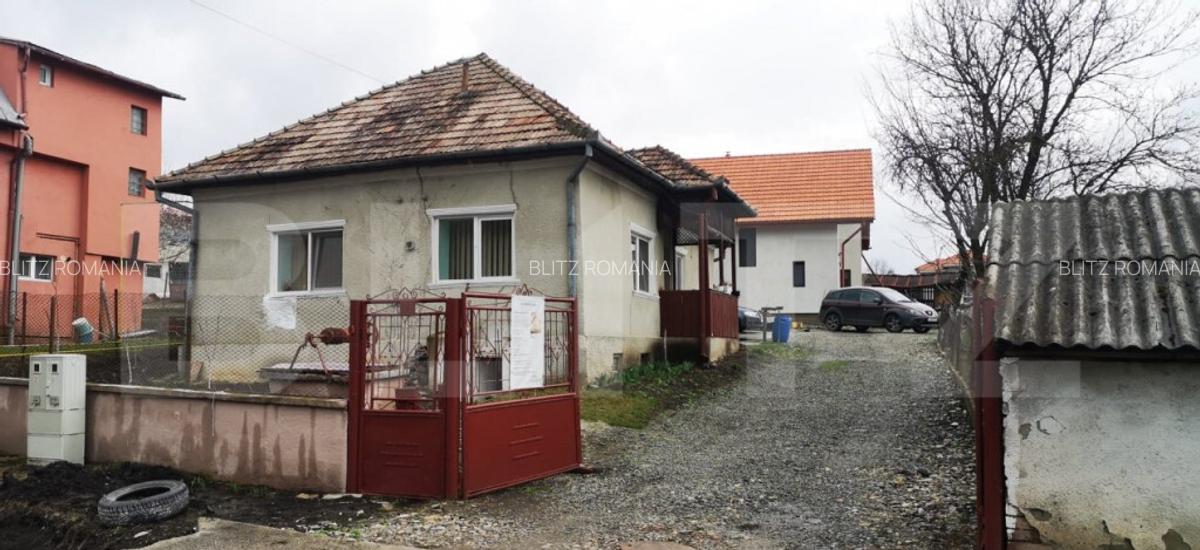 Casa individuala de vanzare, 3 camere, 100 mp, in zona linis - 1