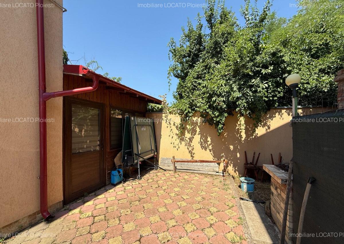 Casa moderna de vanzare - zona 8 MARTIE - Ploiesti - 2