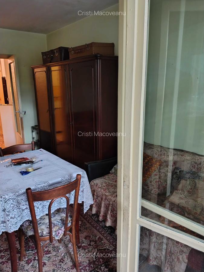 Garsoniera de vanzare in zona Costin Georgian-metrou - 3