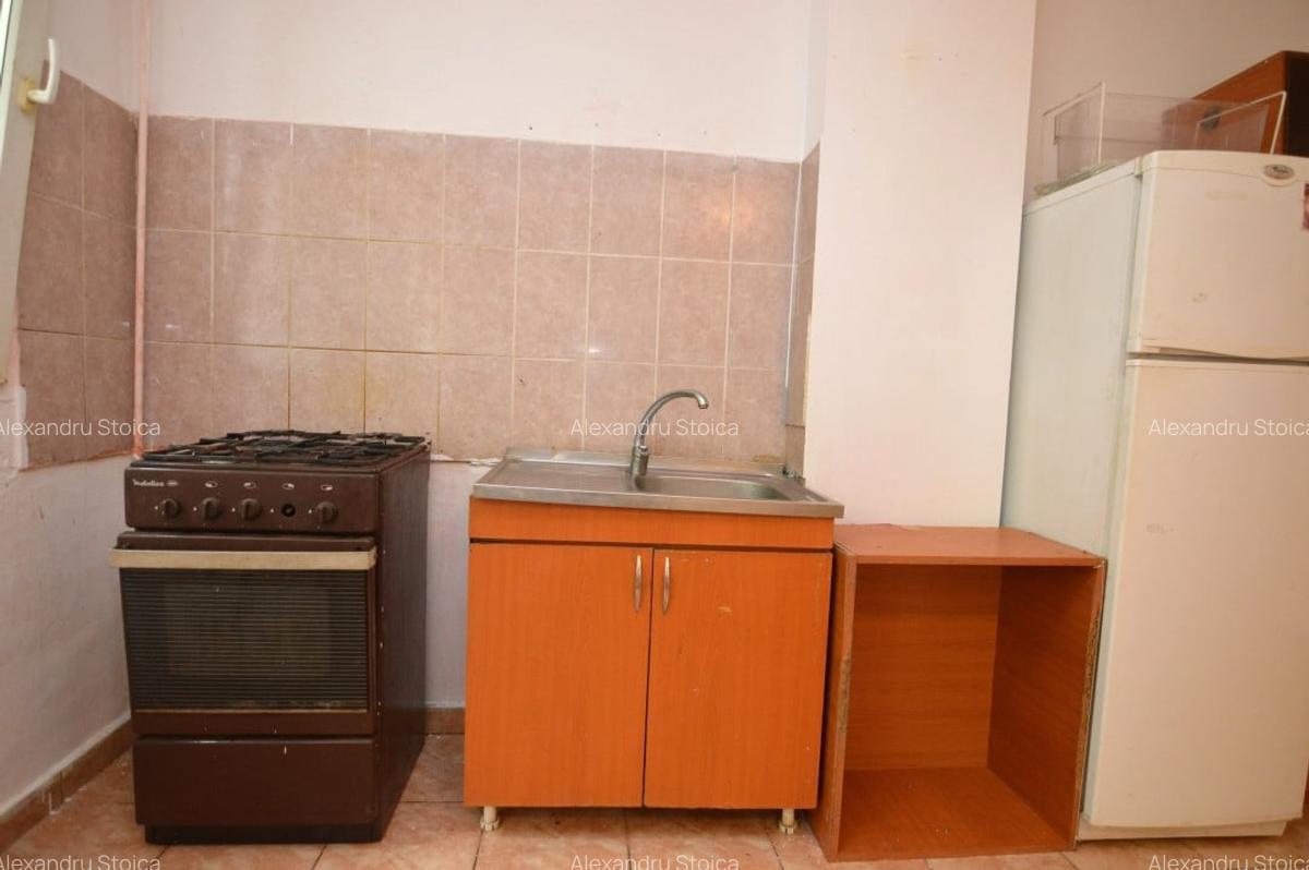 INCHIRIERE APARTAMENT 2 CAMERE VITAN - RAMNICU SARAT - 17