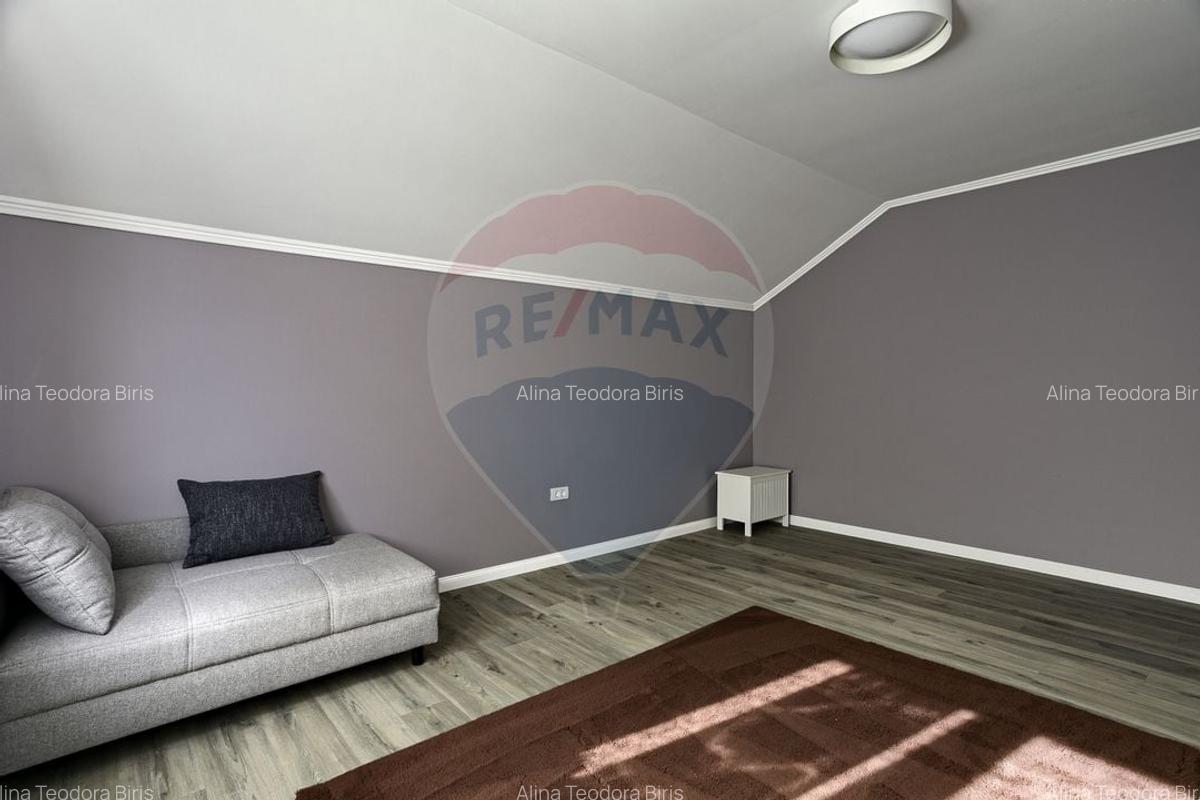 Casa la cheie, 5 camere, panouri fotovoltaice - VIA CARMINA - 34