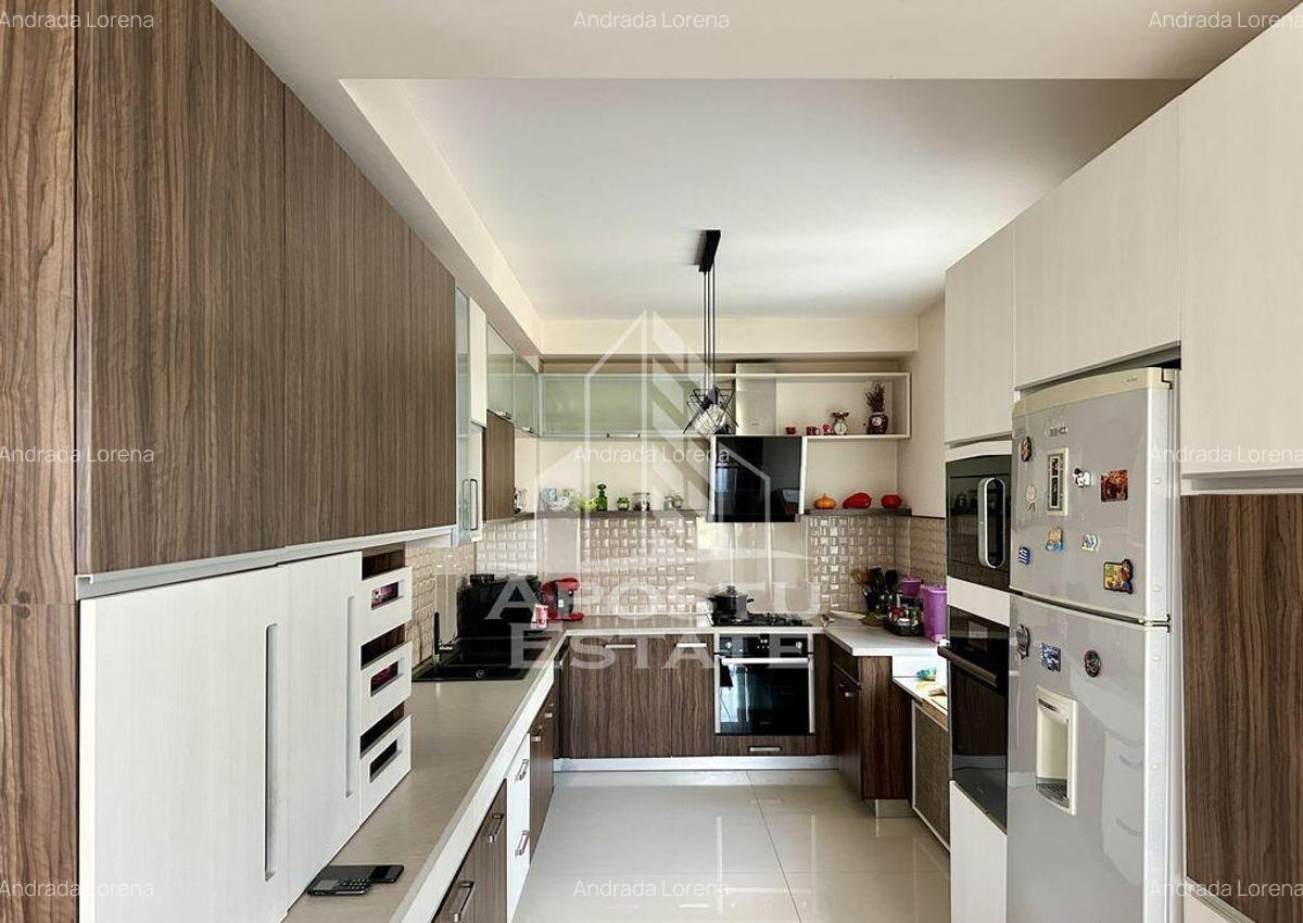 Vila moderna cu 6 camere si 2 garaje, teren 750 mp, Dumbr... - 4