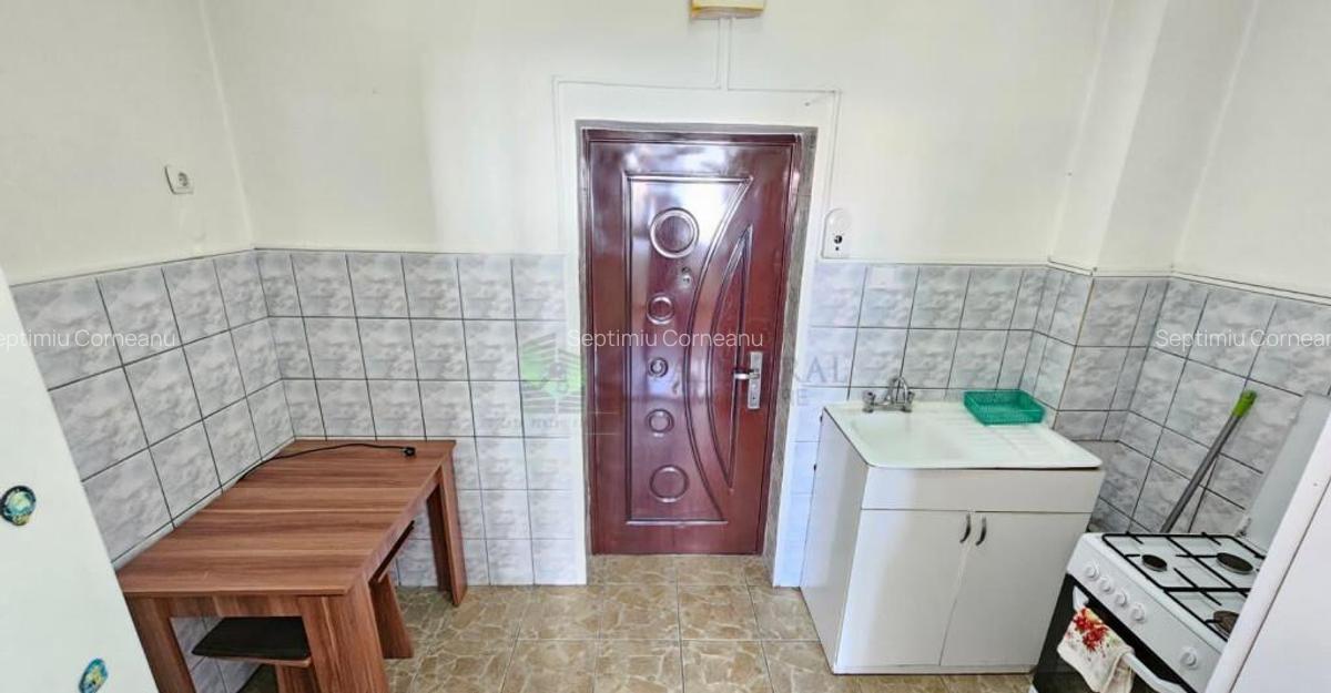 Garsoniera Astra , etaj 2 , mobilata-utilata,43000 Euro - 4 Garsoniera Astra , etaj 2 , mobilata-utilata,43000 Euro - 4