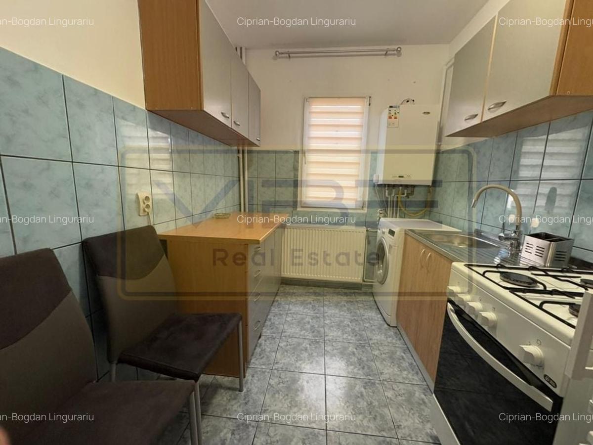 Apartament 2 camere Podu Ros - 10 min Palas Mall - 15