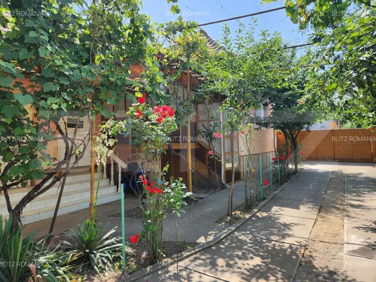 Casa individuala cu 4 camere,150 mp utili,1700 mp teren,Blaj - 2